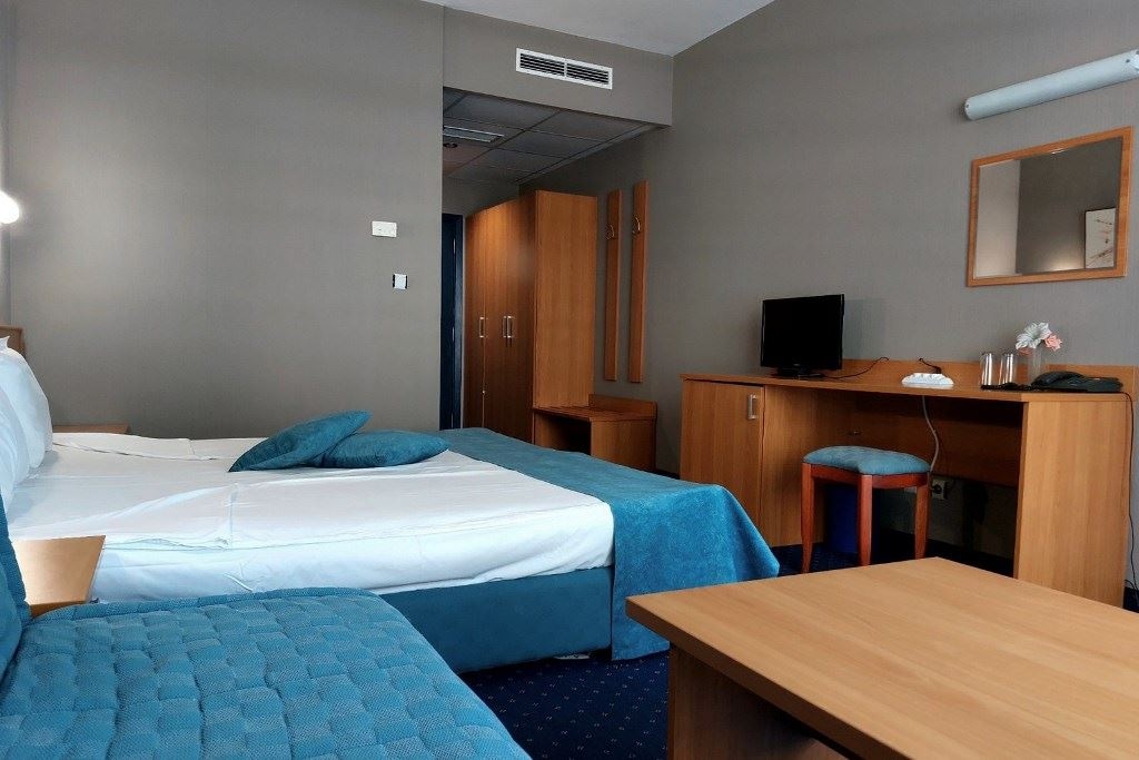 rooms-single-wchild-standard-room-balcony-or-terrace