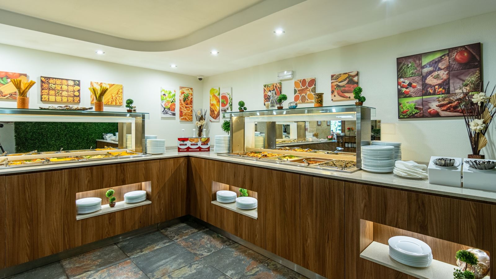 restaurants-main-restaurant