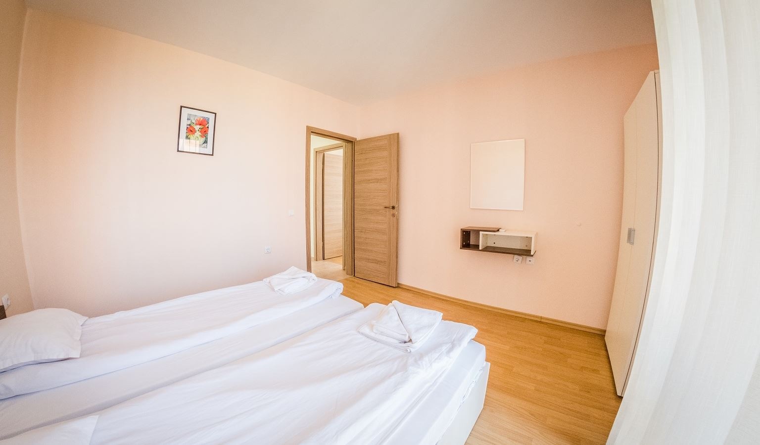 rooms-2-bedroom-standard-apartment-balcony-or-terrace