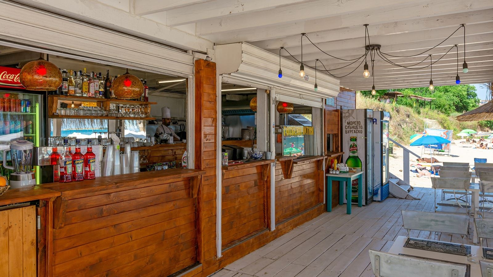 restaurants-main-building