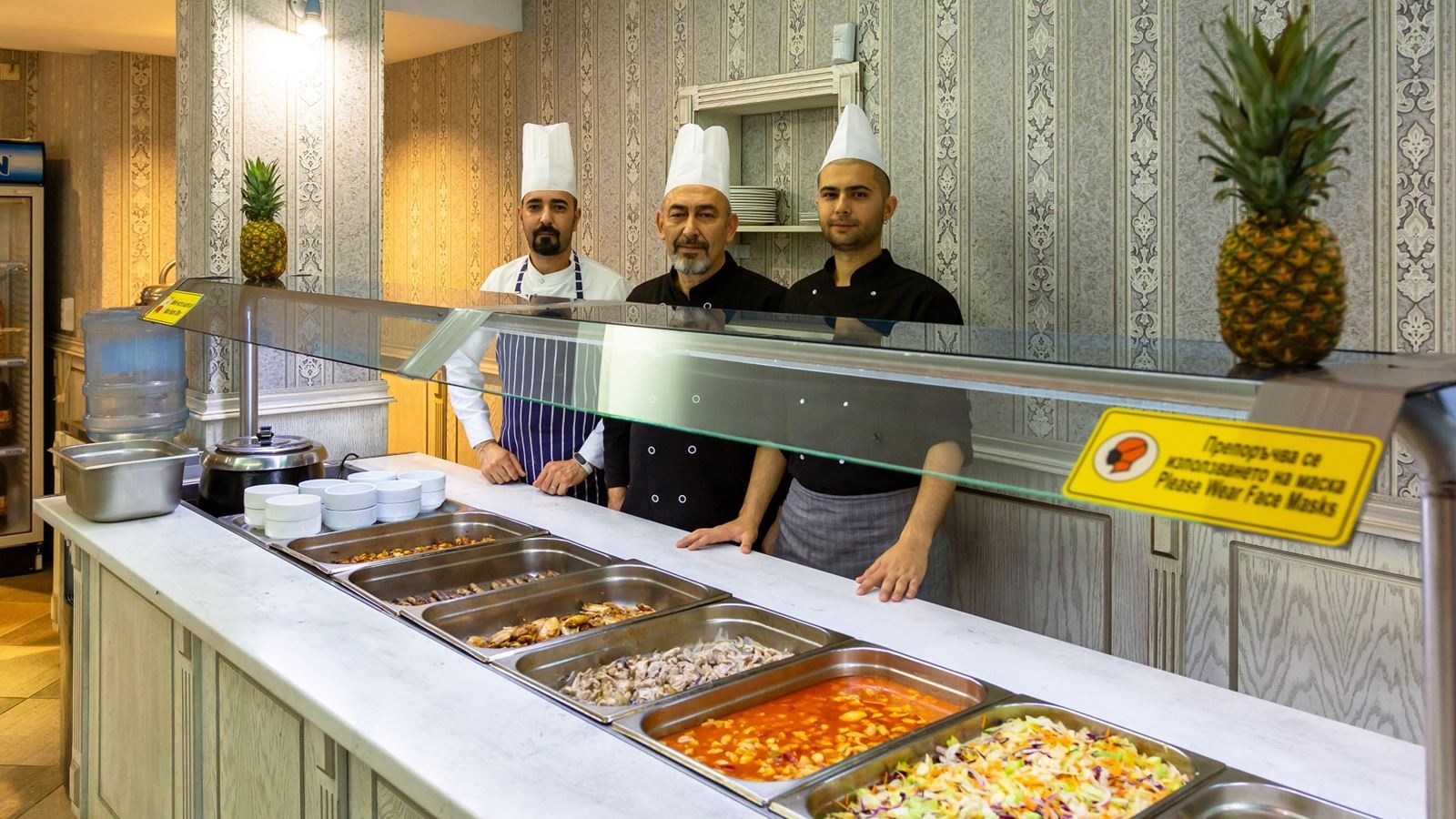 restaurants-main-building