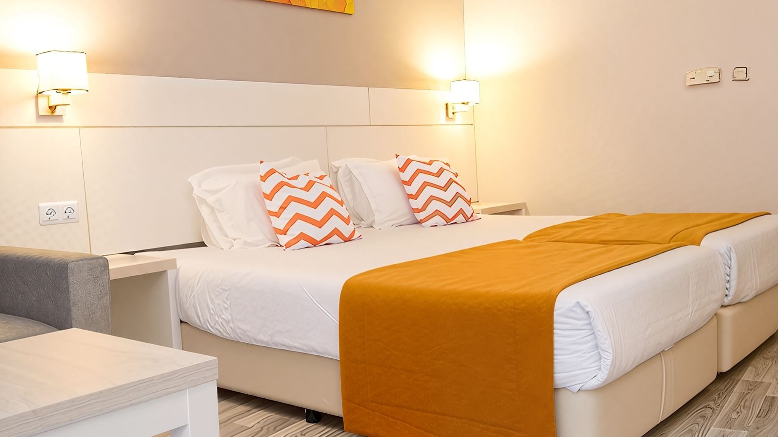 rooms-singleuse-standard-room-balcony-or-terrace