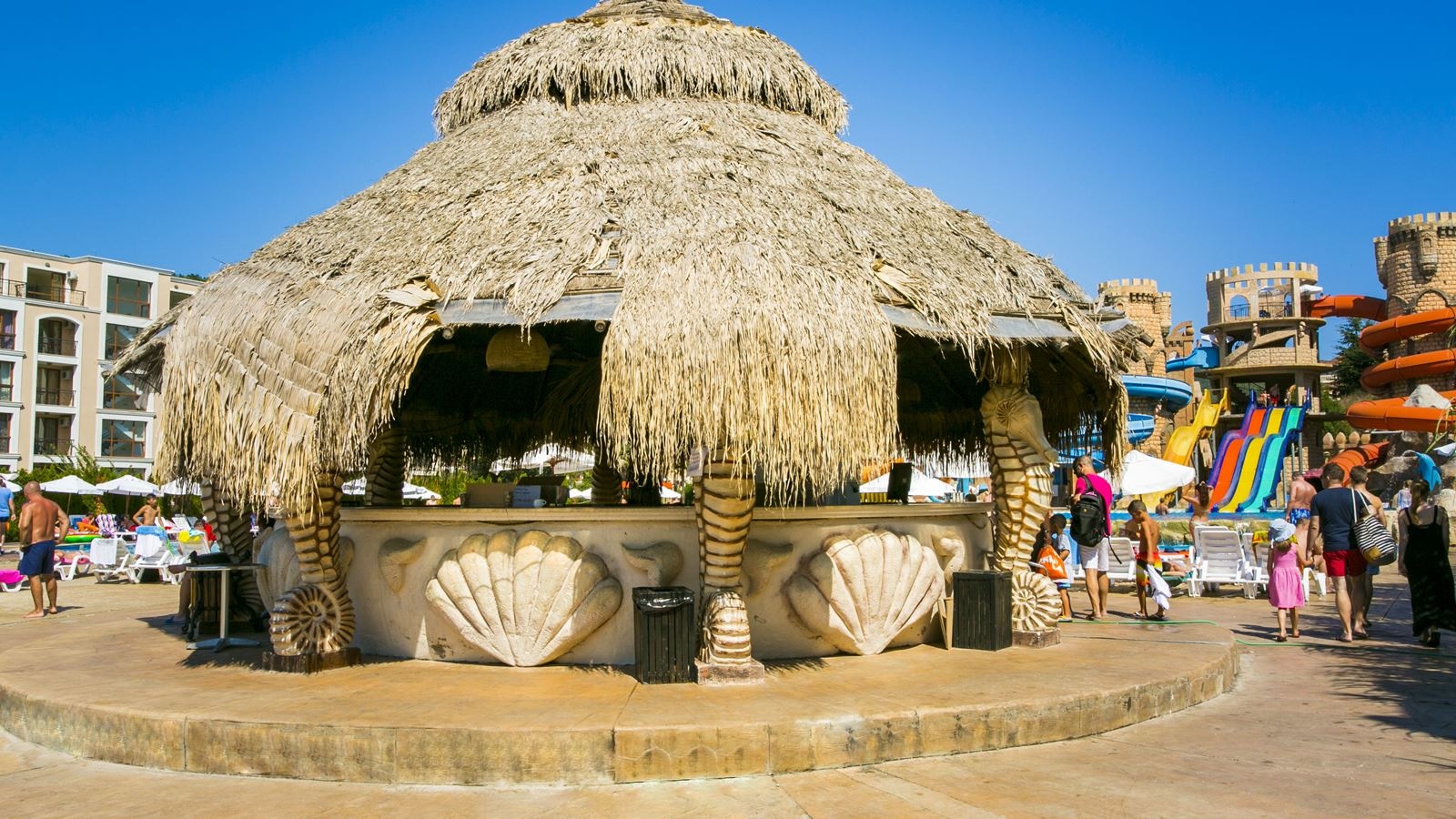 bars-pool-bar-atlantida--aqua-park