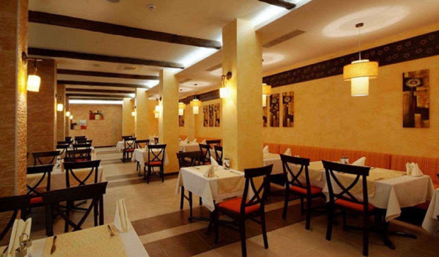 restaurants-restaurant