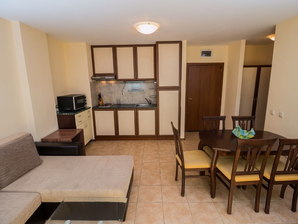 rooms-standard-studio-balcony