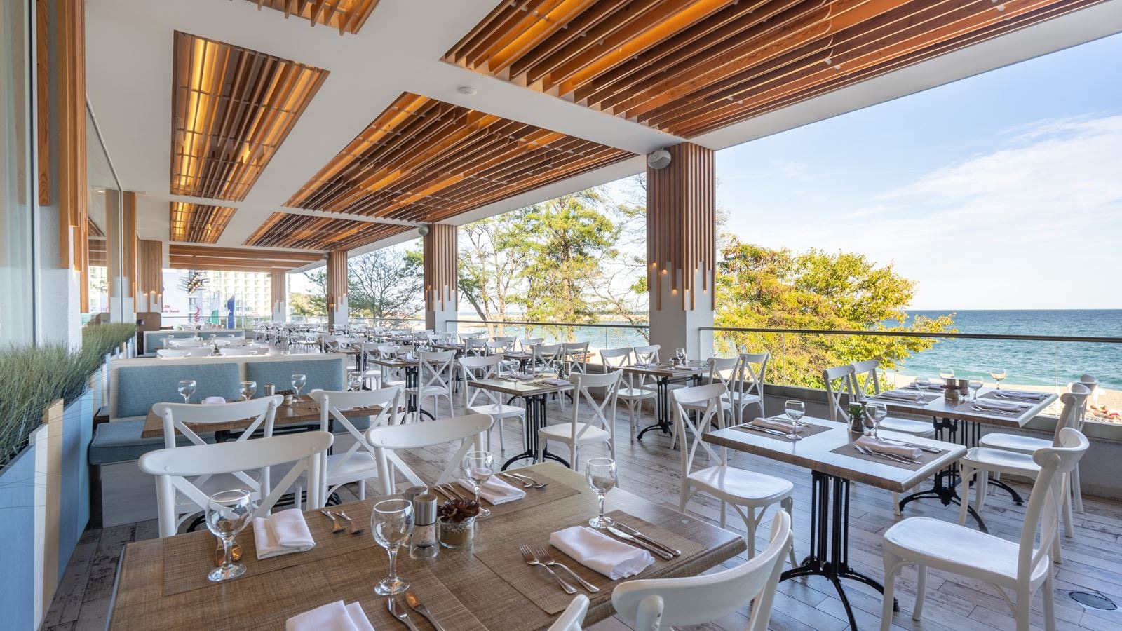 restaurants-main-restaurant