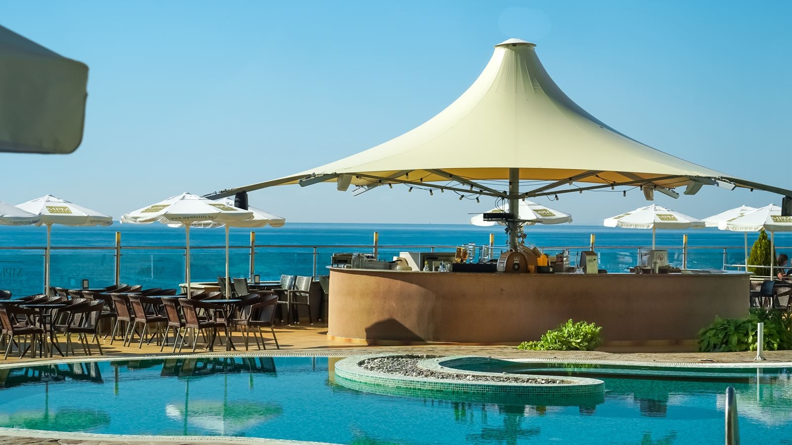 restaurants-snack-bar