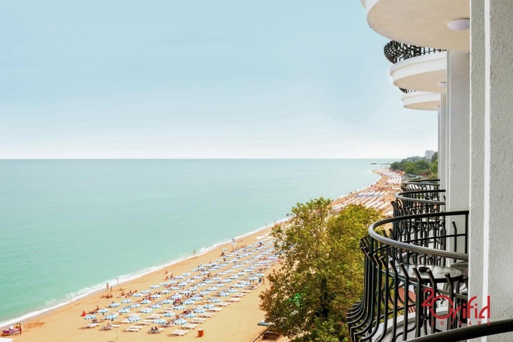 rooms-twin-standard-room-sea-view-balcony-or-terrace