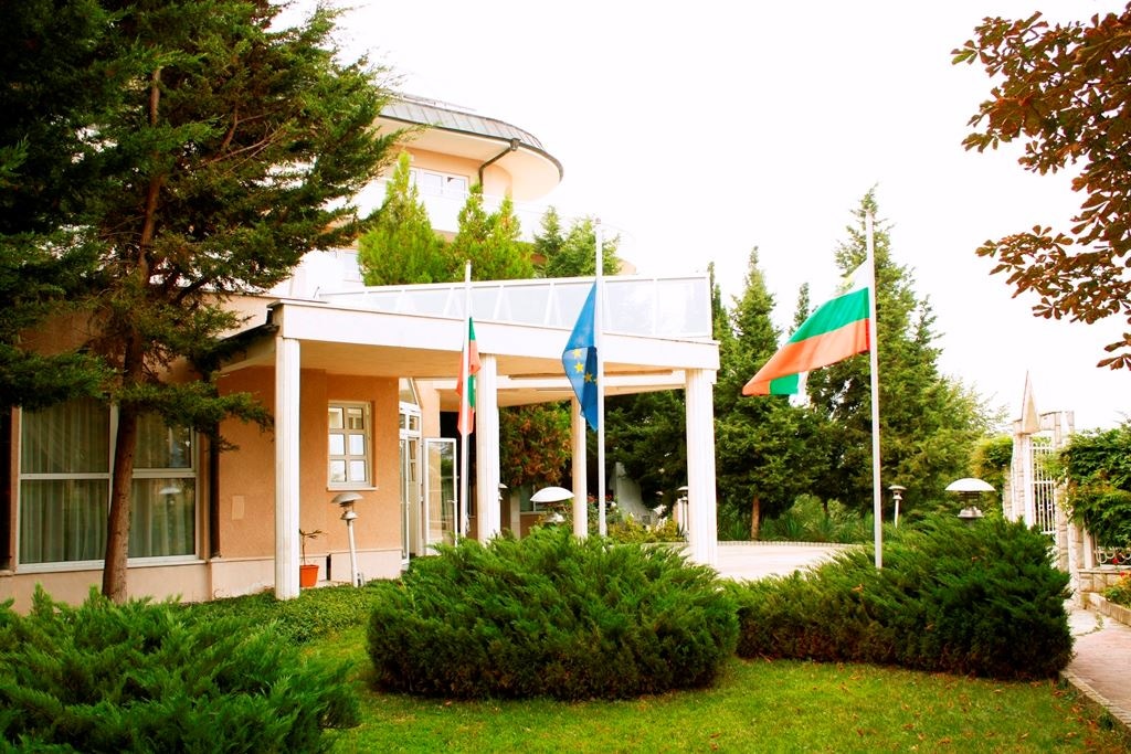 general-main-building