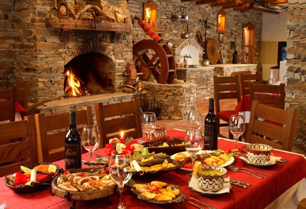 restaurants-restaurant