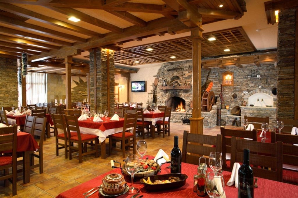 restaurants-restaurant