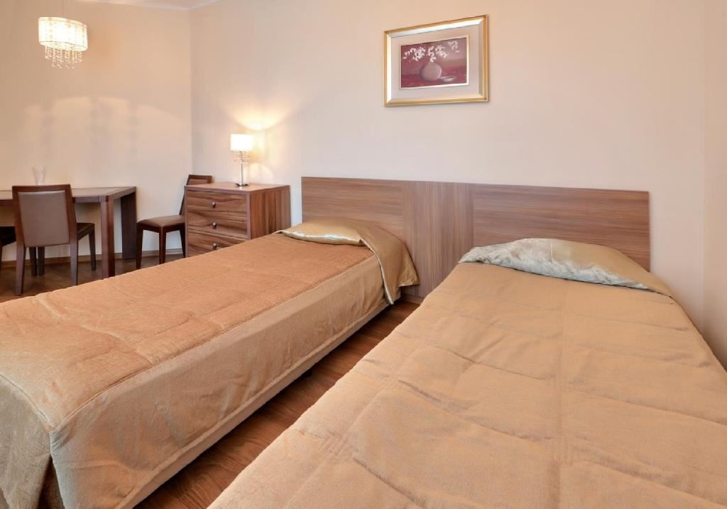 rooms-standard-studio-balcony-or-terrace