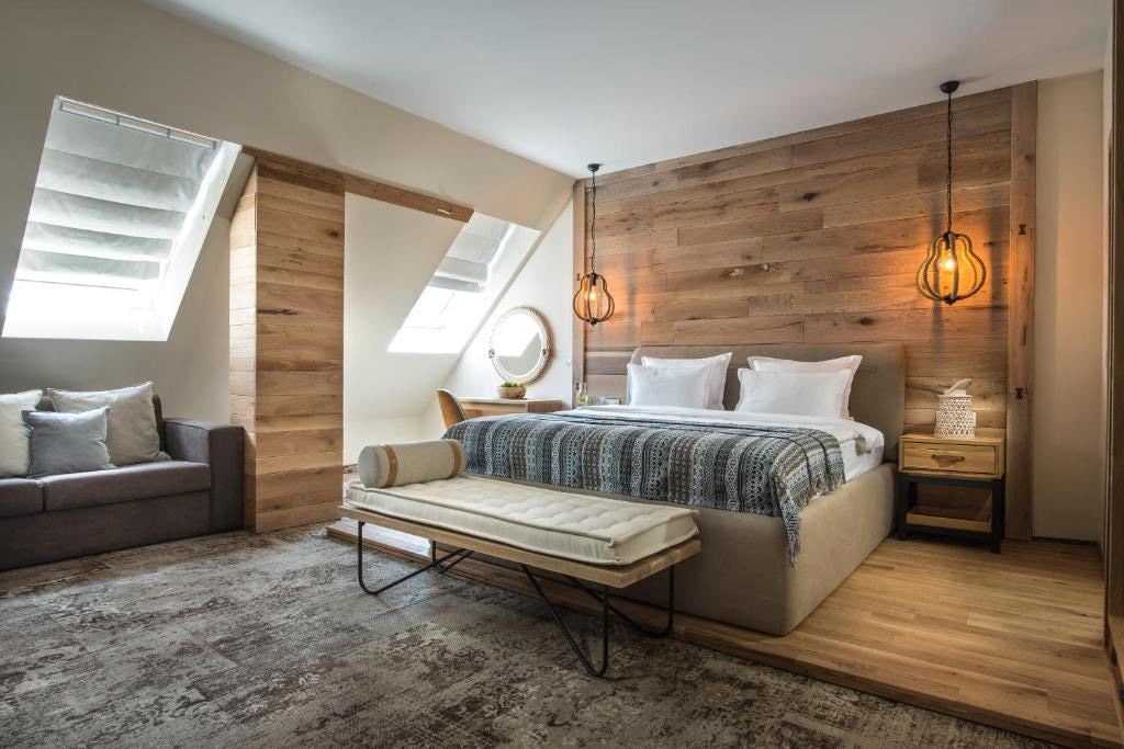 rooms-standard-room-garden-view-balcony-or-terrace