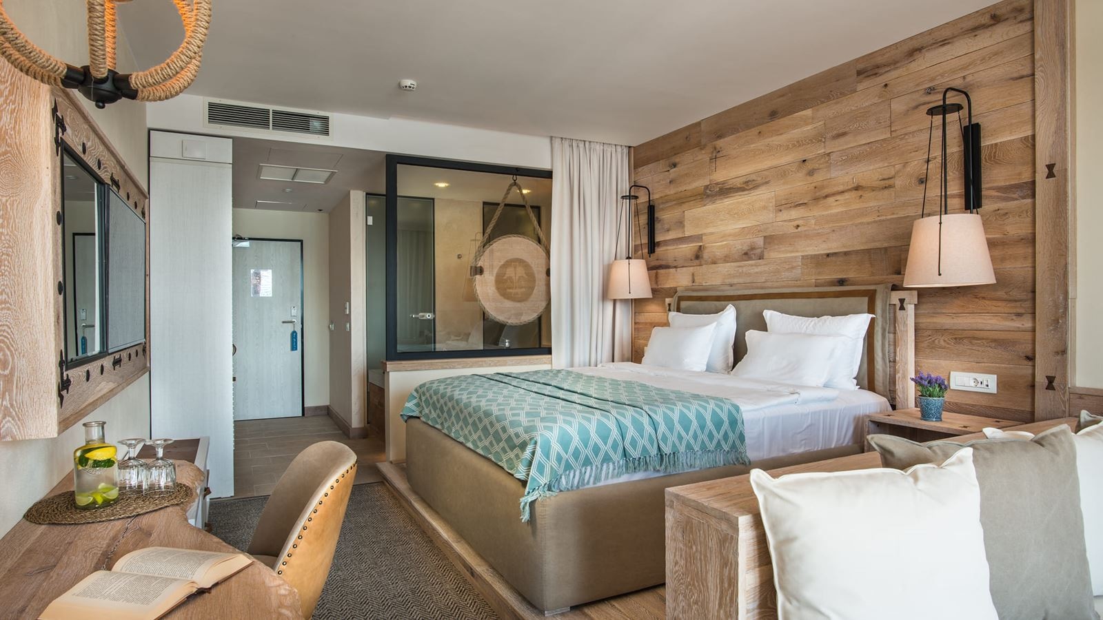 rooms-deluxe-room-sea-view-balcony-or-terrace