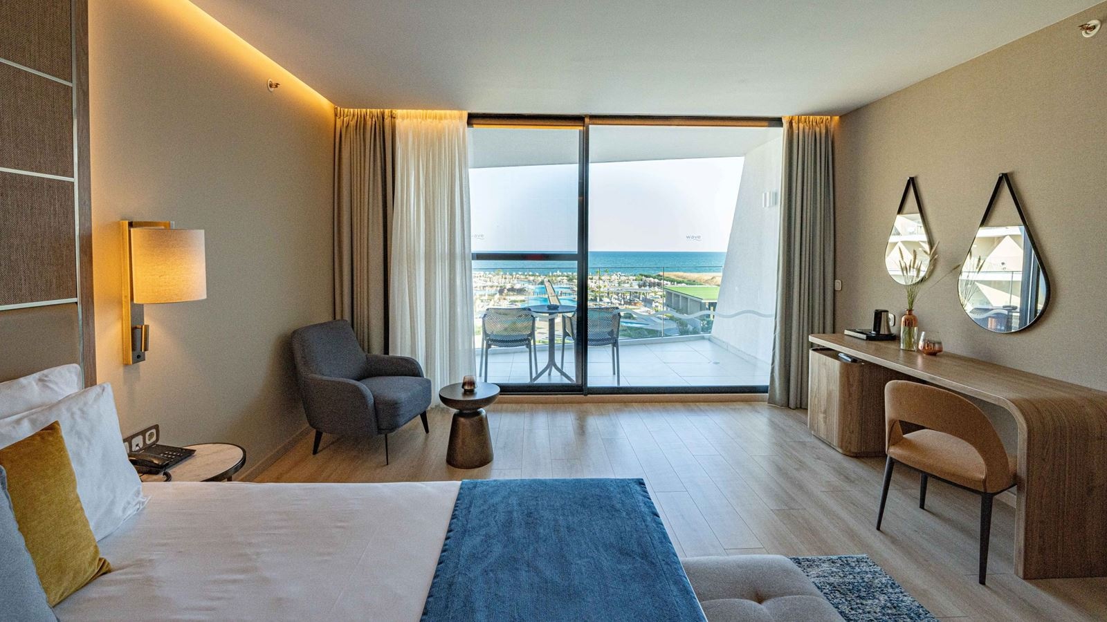 rooms-double-premium-room-seaview-balcony-or-terrace