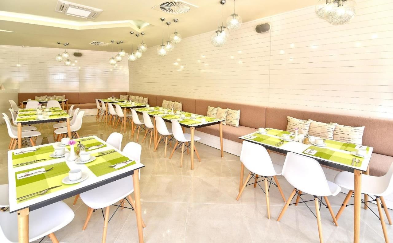 restaurants-main-restaurant