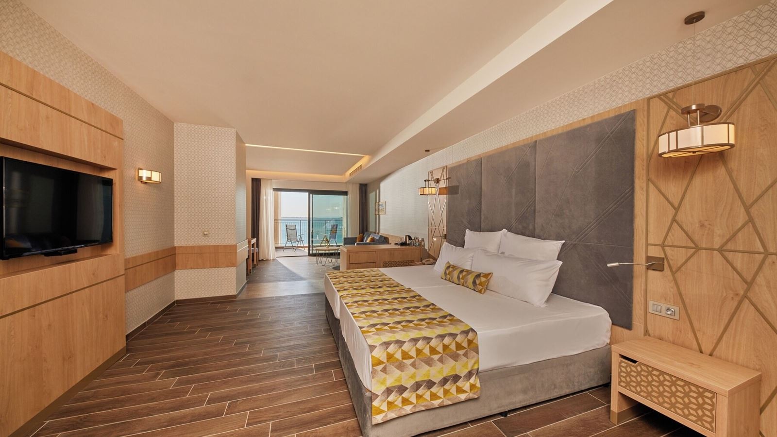 rooms-preferred-club-junior-suite-frontal-sea-view