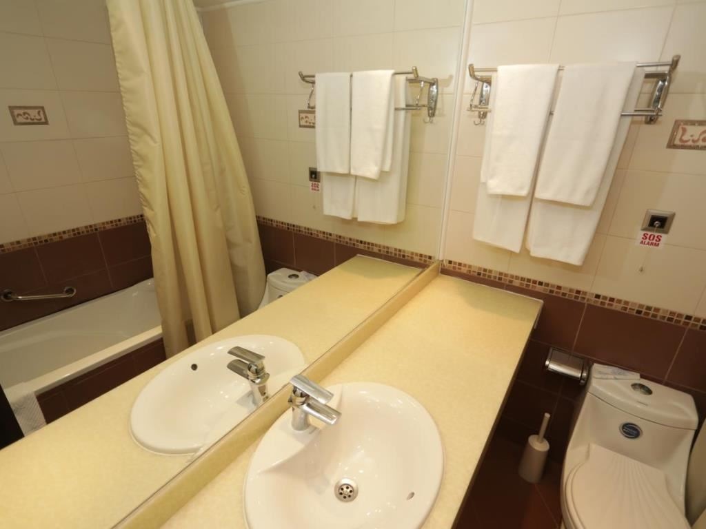 rooms-twin-standard-room