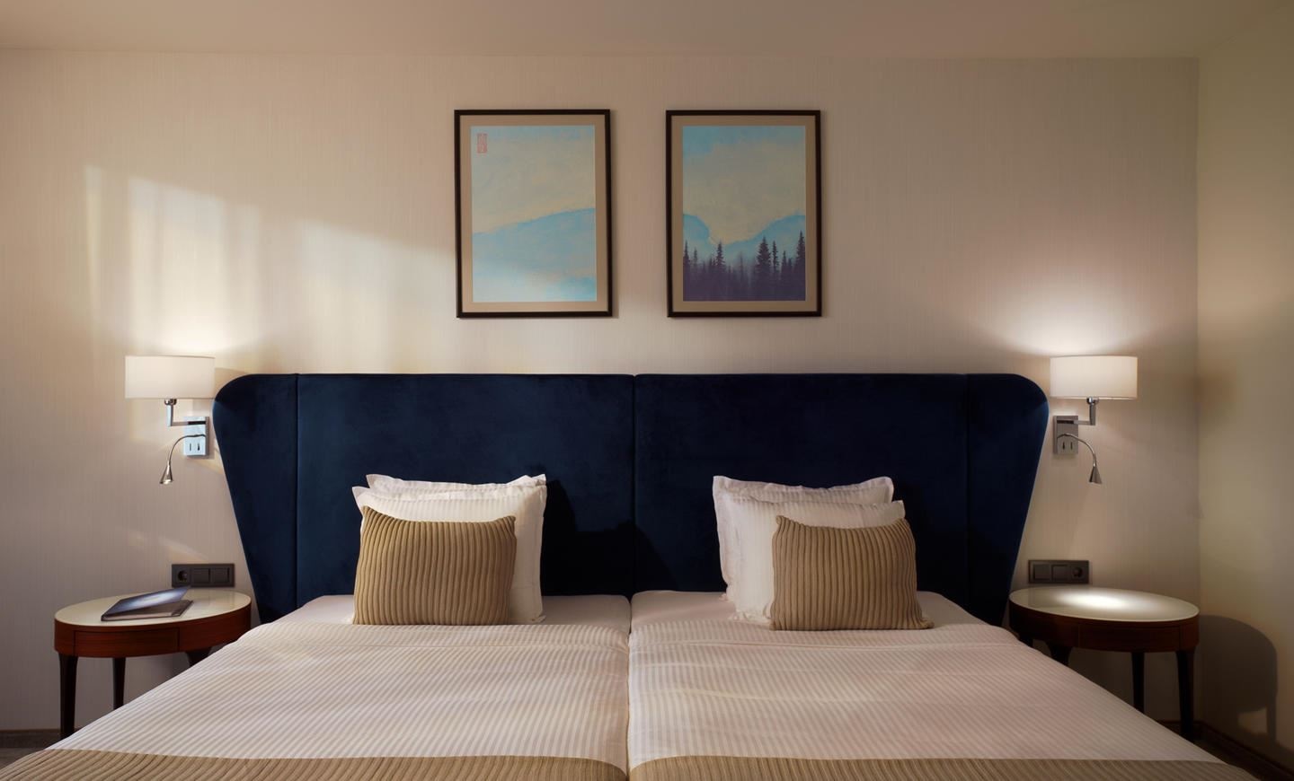 rooms-standard-room-seaview-balcony-or-terrace