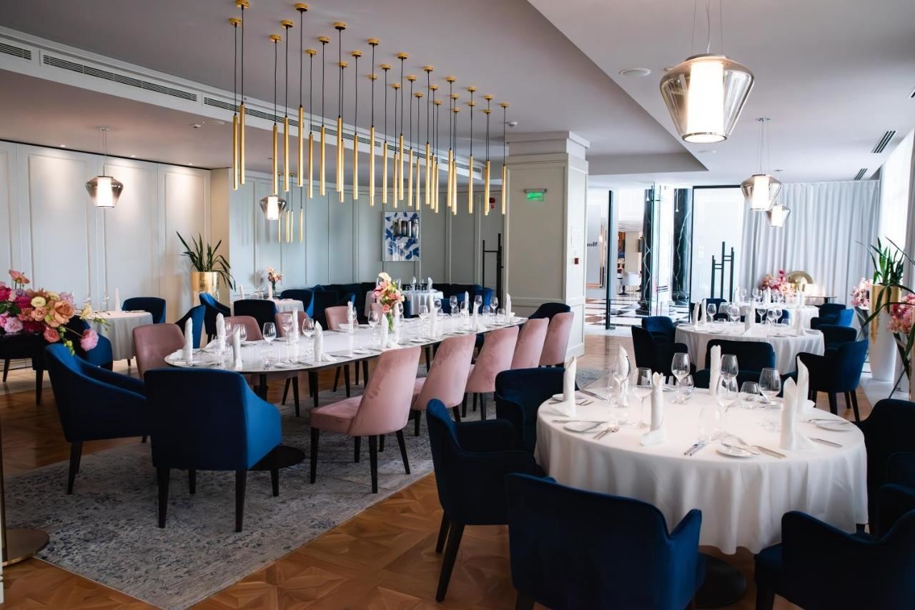 restaurants-a-la-cart