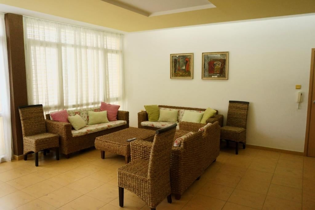 rooms-2-bedroom-standard-apartment-balcony-or-terrace