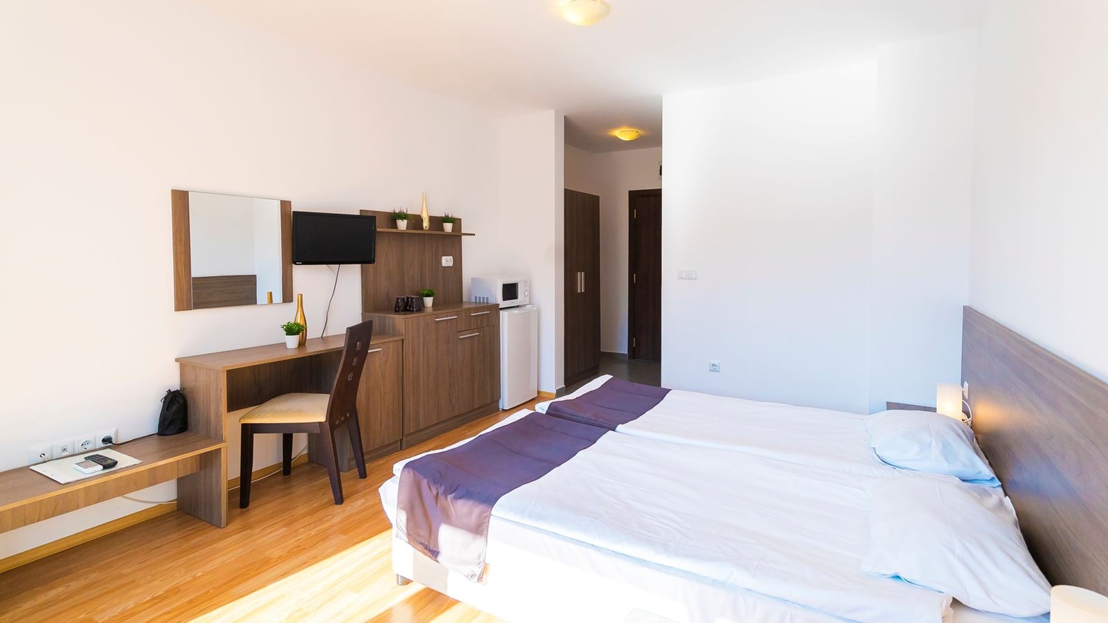 rooms-standard-room-balcony