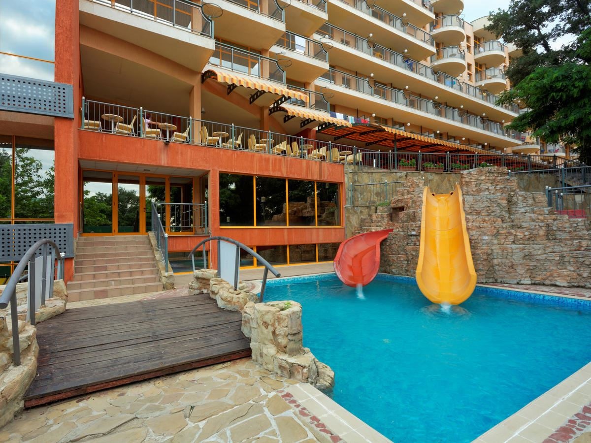 water-park-water-park