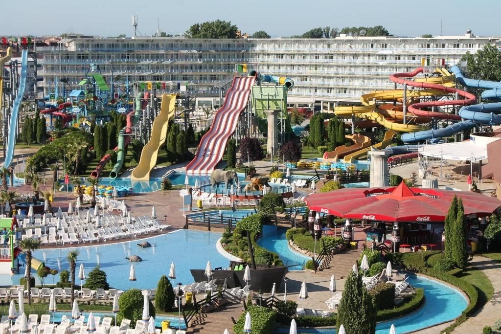 water-park-water-park