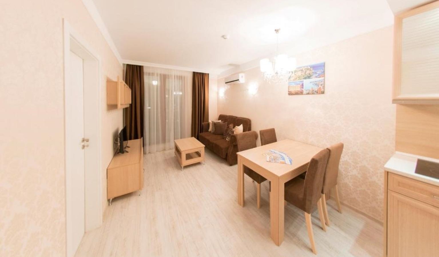 rooms-1-bedroom-standard-apartment-balcony