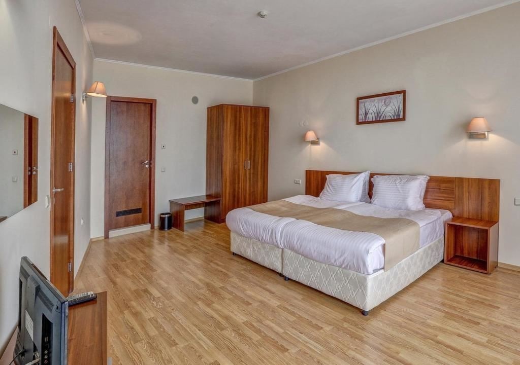 rooms-apartment-sea-view