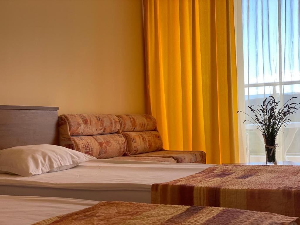 rooms-single-use-standard-room-balcony-or-terrace