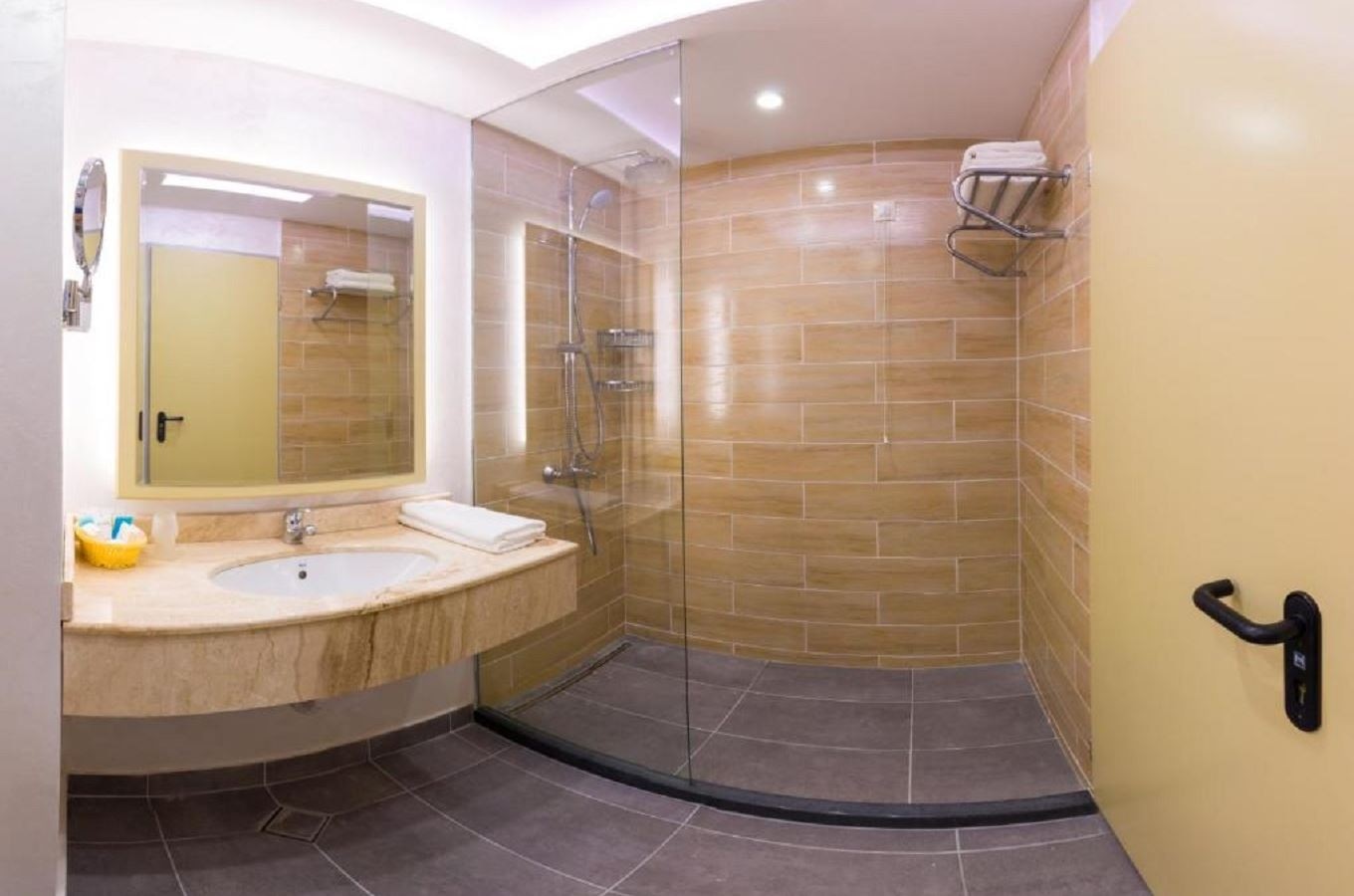 rooms-standard-room-balcony-or-terrace