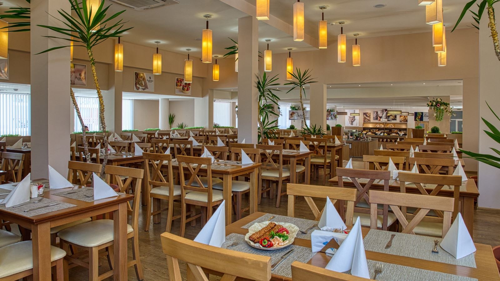 restaurants-main-restaurant