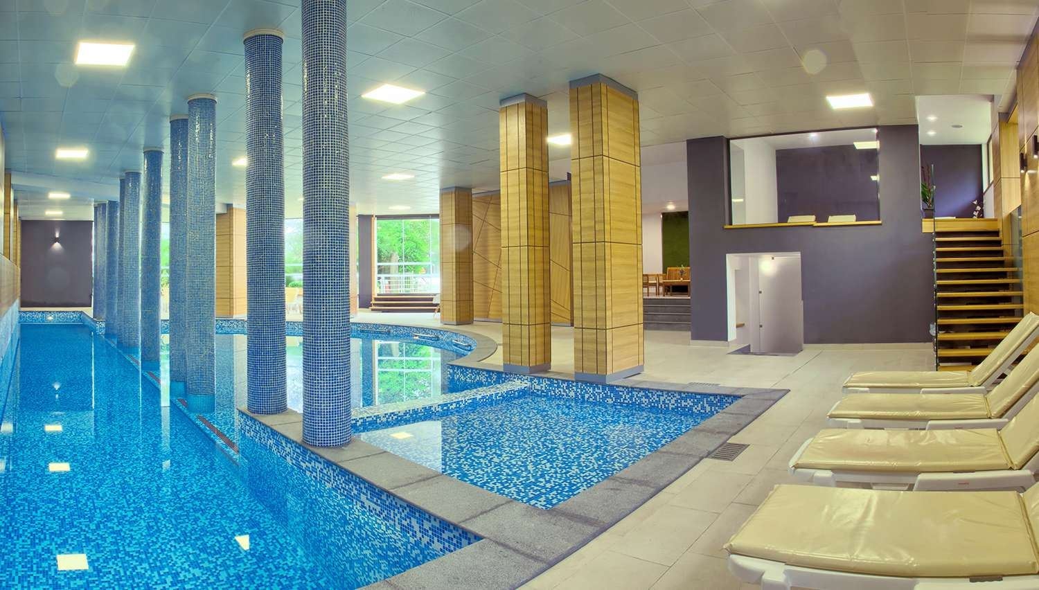 pools-indoor-pool