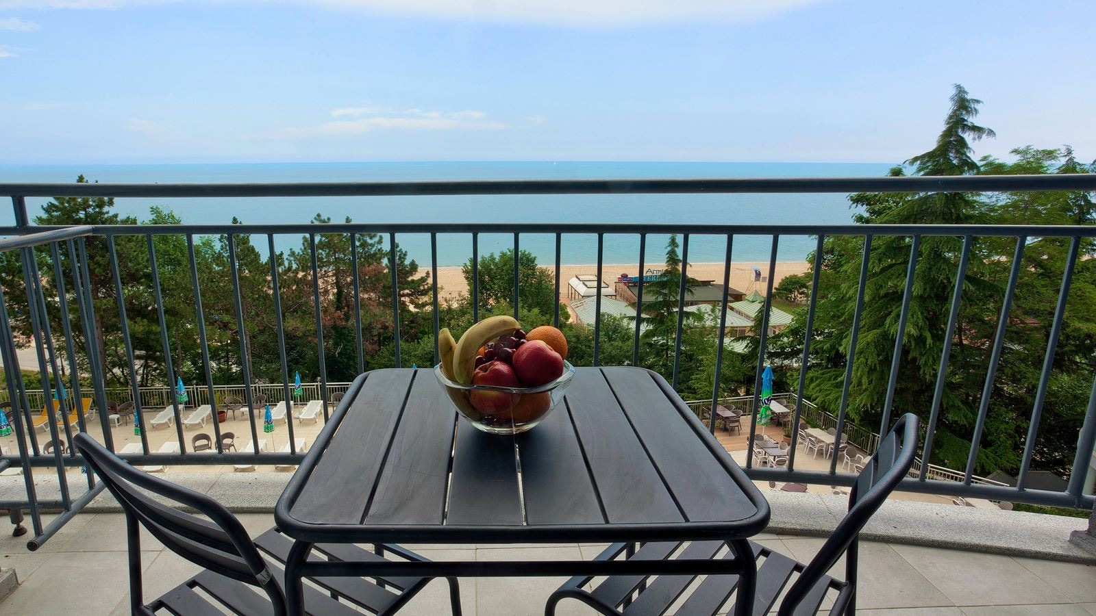 rooms-twin-standard-room-seaview-balcony