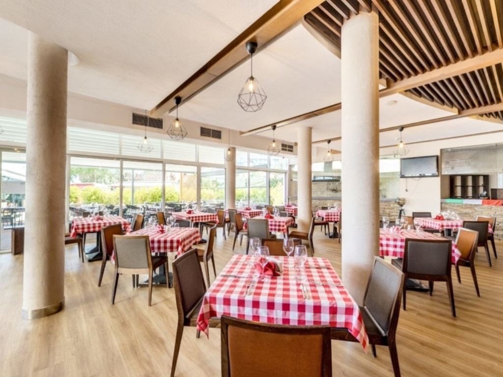 restaurants-restaurants