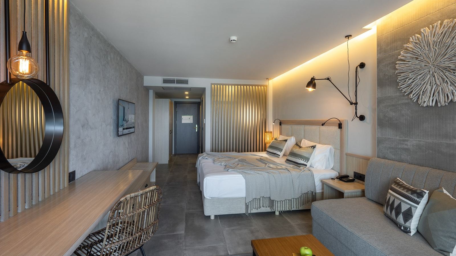 rooms-double-room-land-view