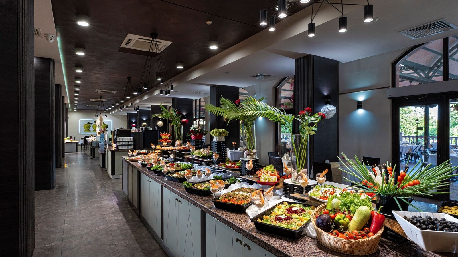 restaurants-main-restaurant