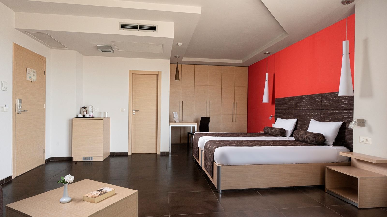 rooms-superior-room-balcony