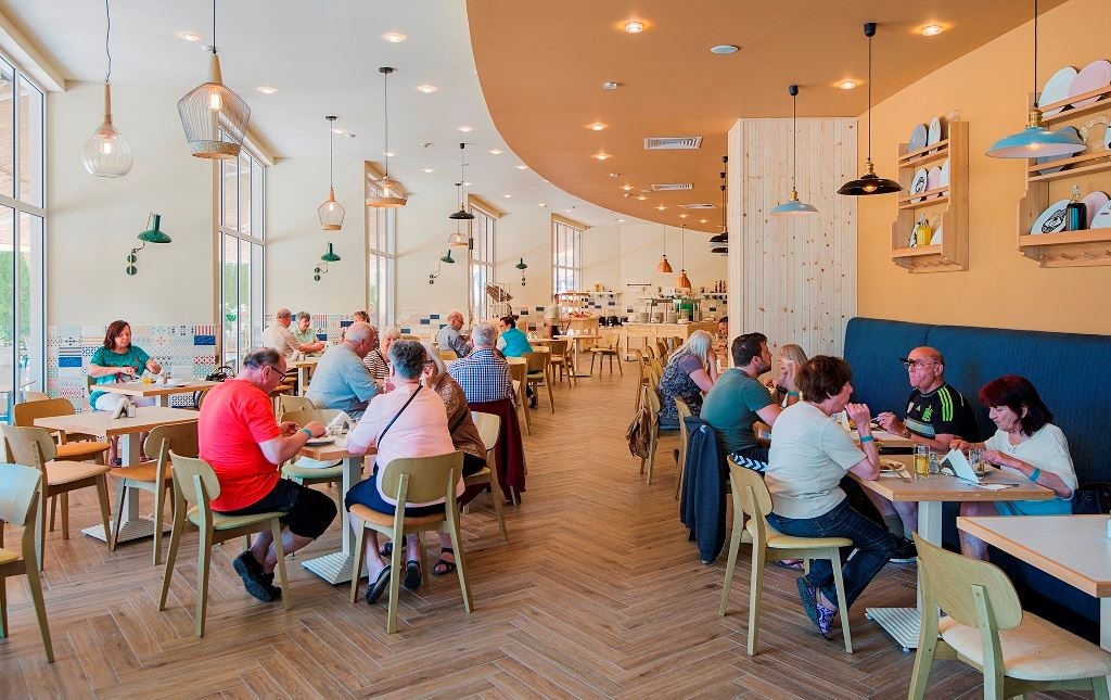 restaurants-open-buffet-restraurant