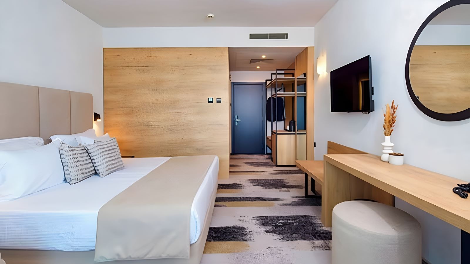 rooms-single-wchild-standard-room-balcony