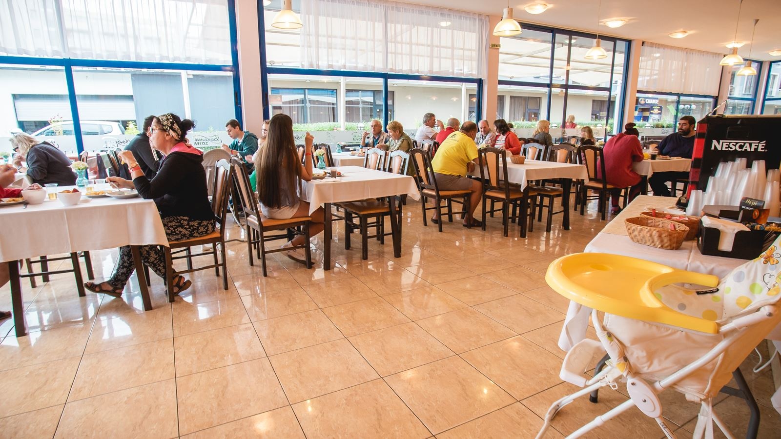 restaurants-restaurants