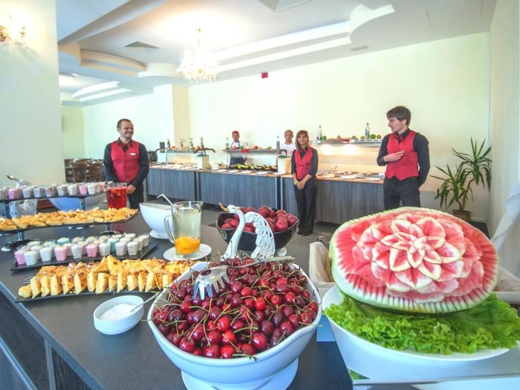 restaurants-restaurant