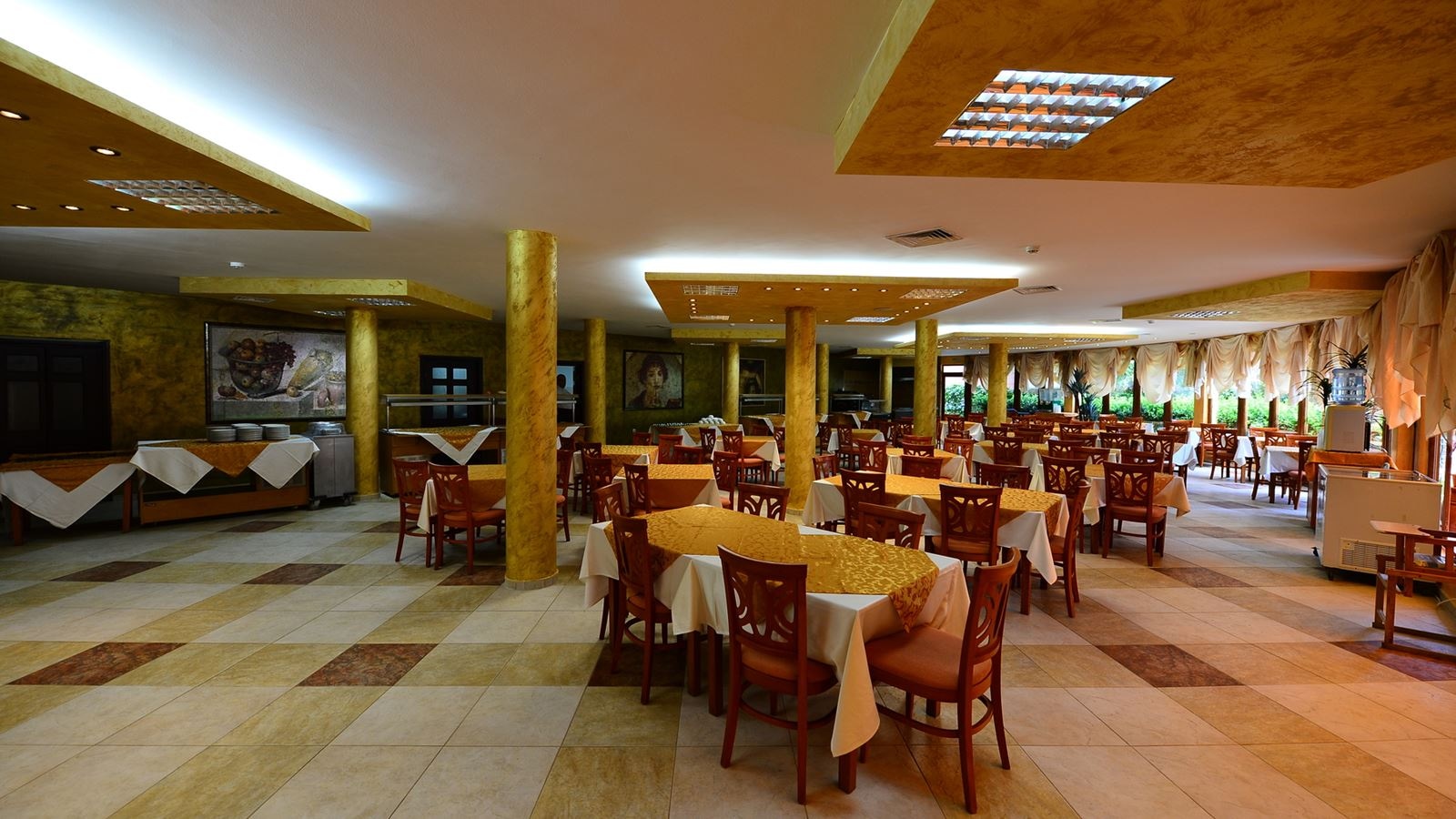 restaurants-main-restaurant