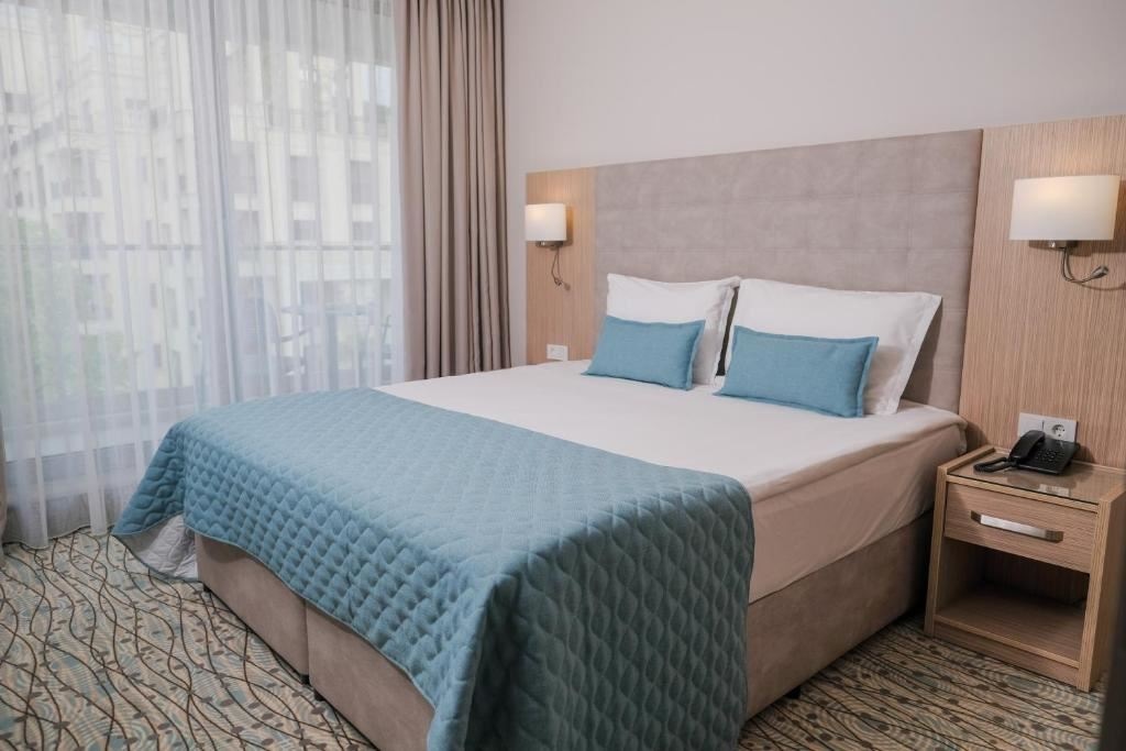 rooms-standard-room-balcony-or-terrace