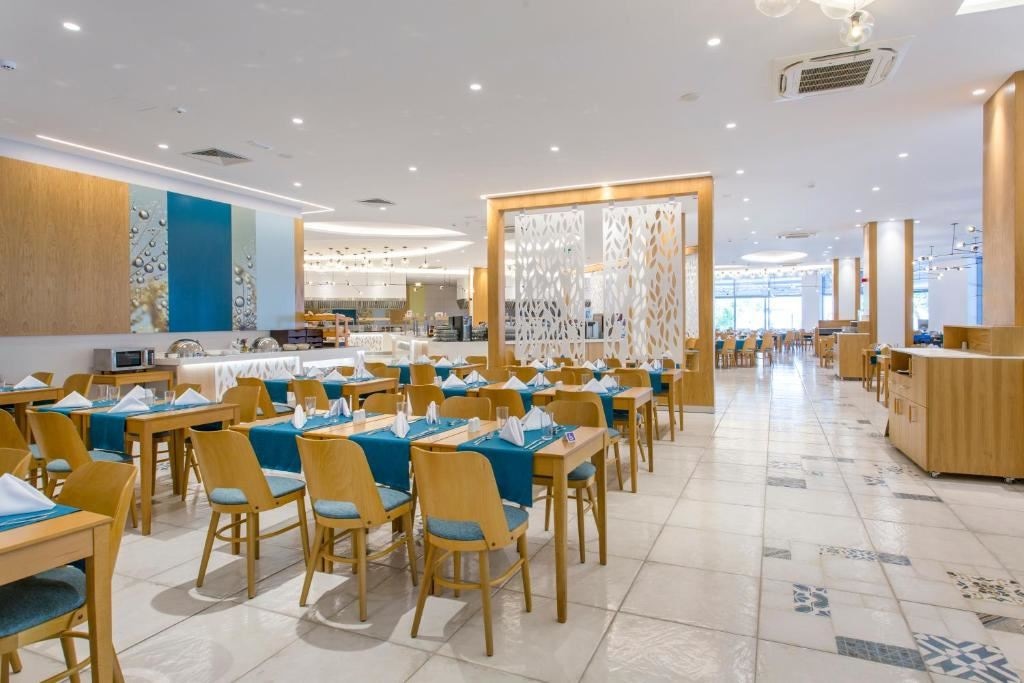 restaurants-restaurants