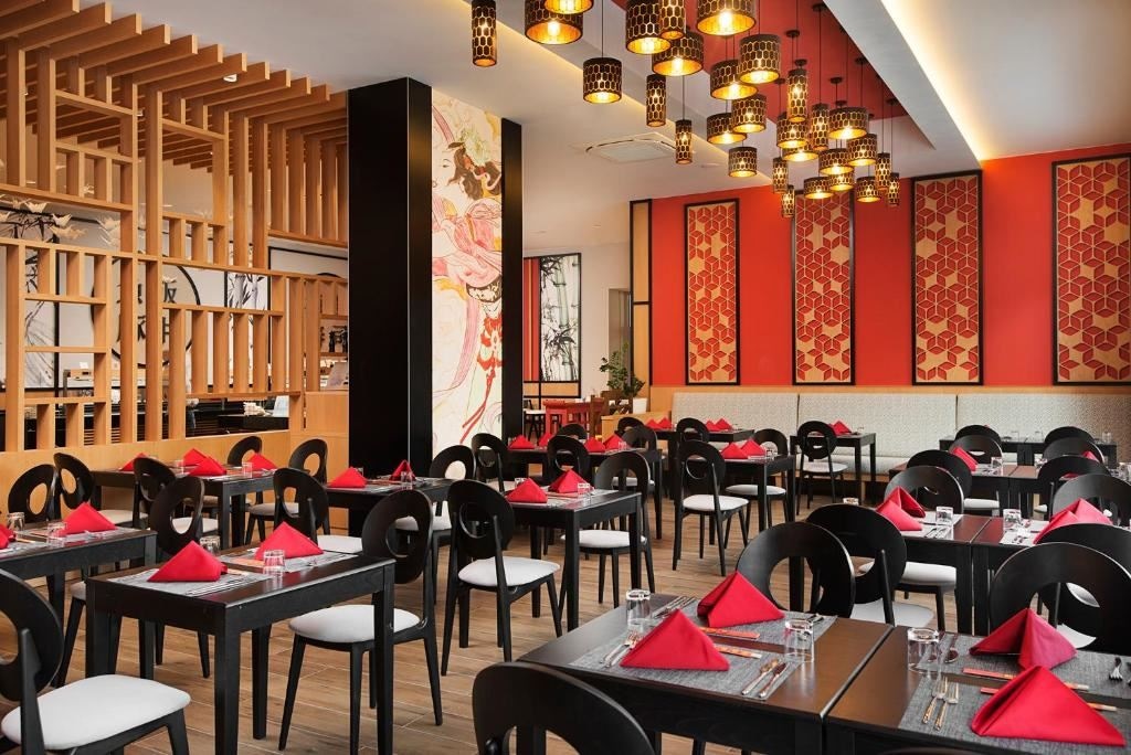 restaurants-restaurants