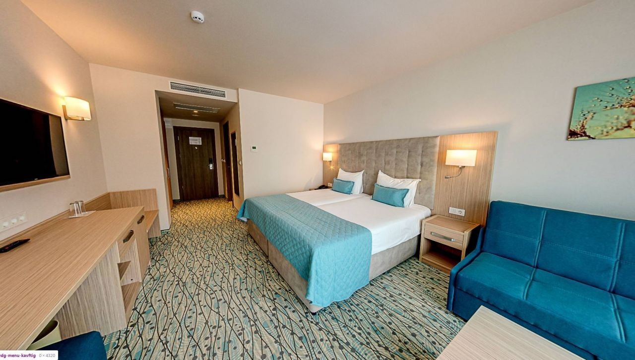 rooms-standard-room-balcony-promotion