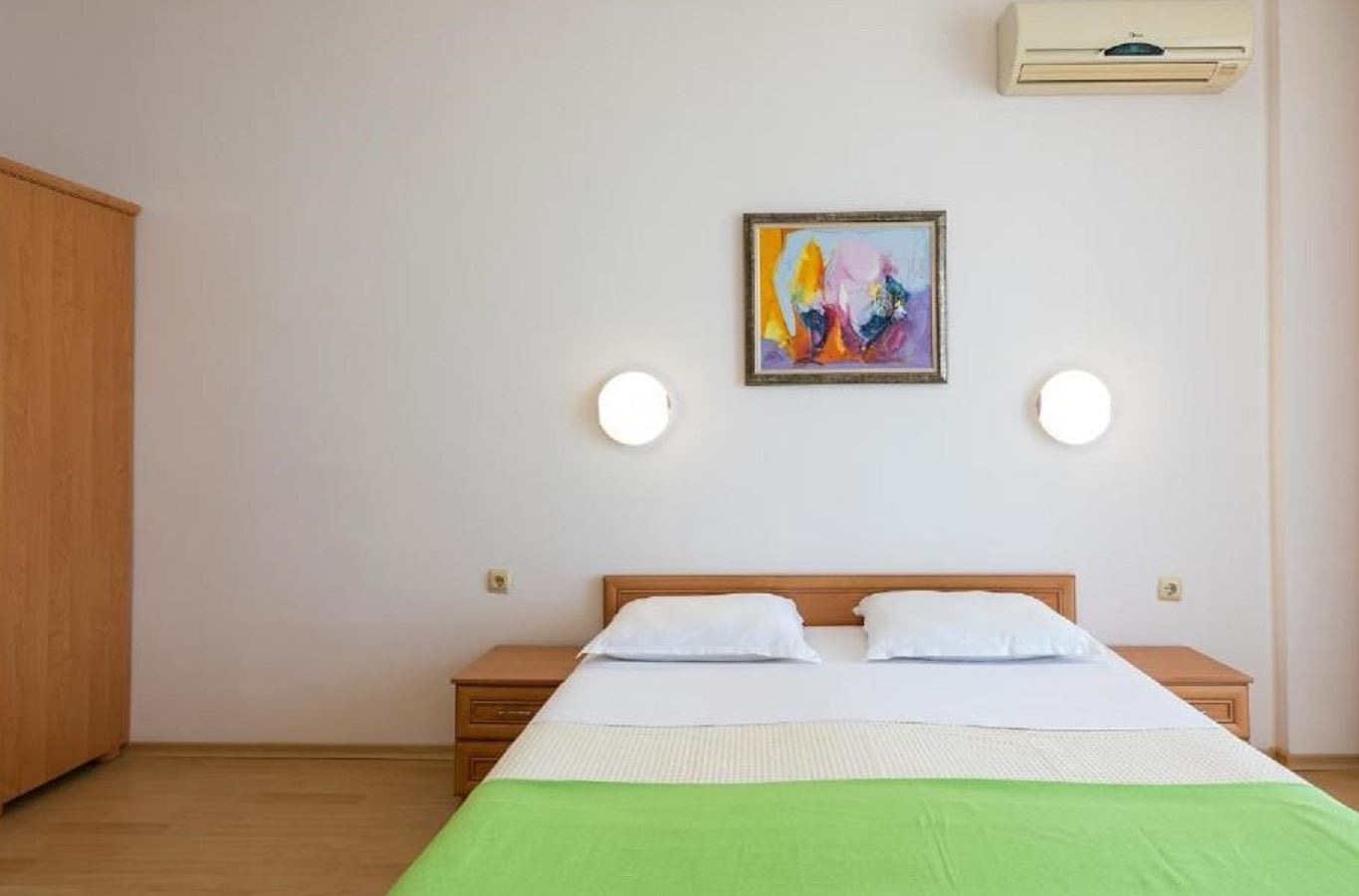 rooms-one-bedroom-apartment