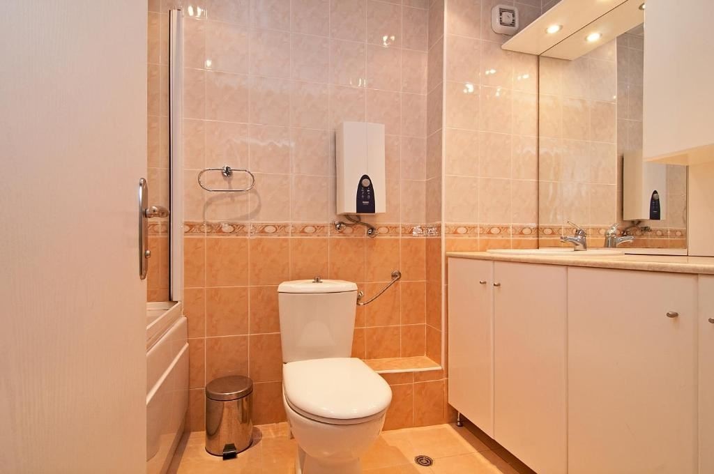 rooms-2-bedroom-standard-apartment-balcony